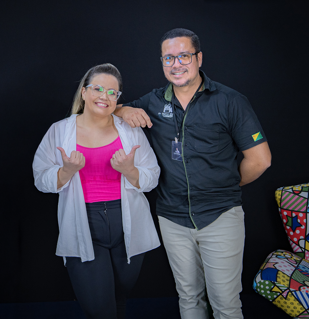 ALLAN E MICHELE MELO